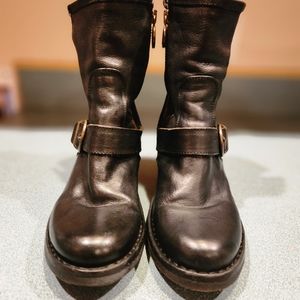 Authentic Fiorentini + Baker Women’s all leather boots US size 5. Made in Italy.